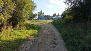 Дорога к храму из д. Сигово.